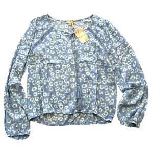 NWT Hem & Thread Floral Long Sleeve Blouse